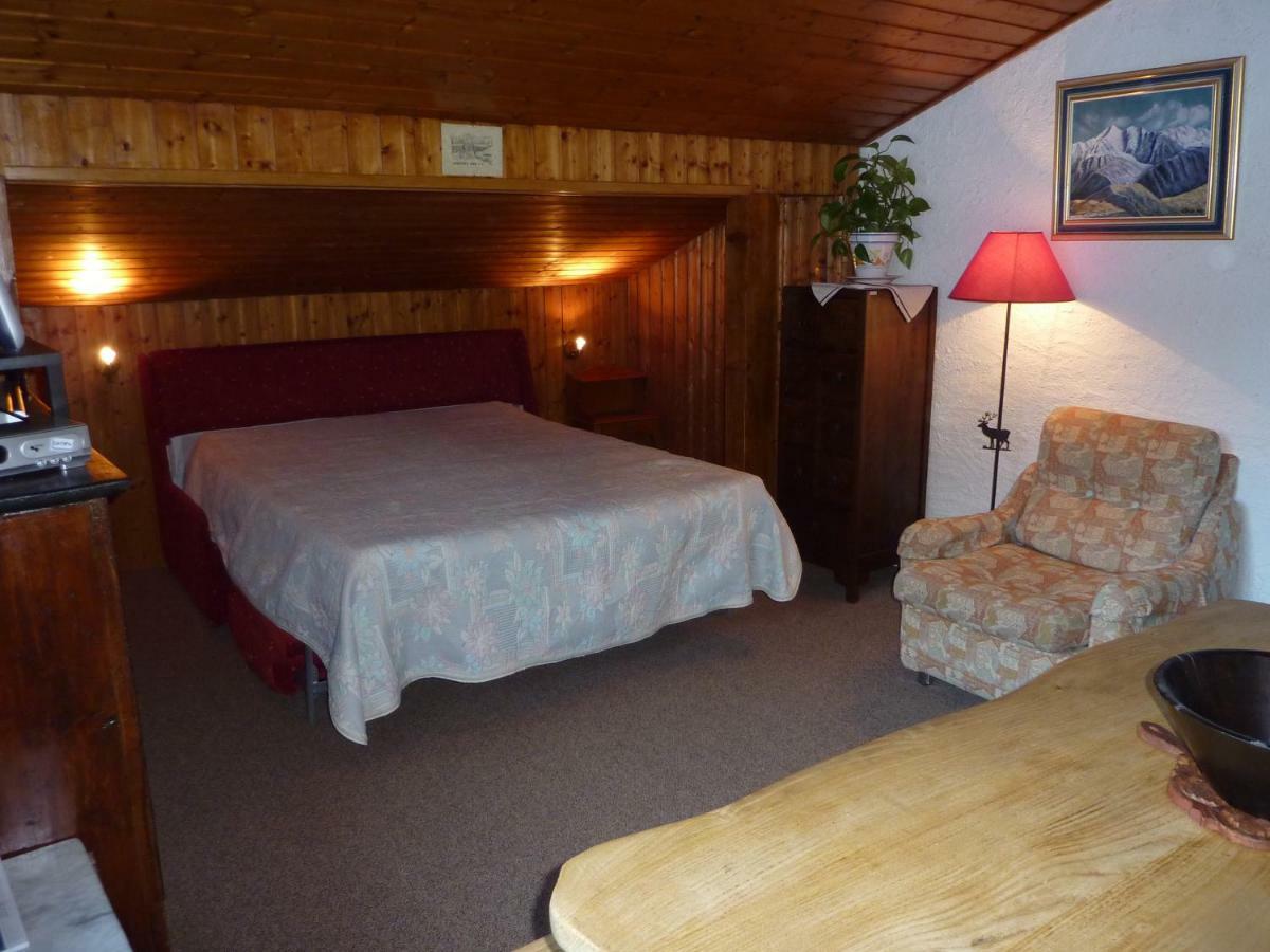 Chalets Pyrene Mont-Blanc Шамони Екстериор снимка