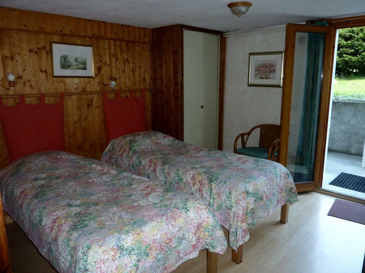 Chalets Pyrene Mont-Blanc Шамони Екстериор снимка